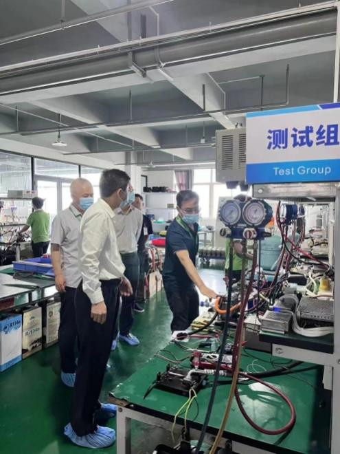 Peng, Vice mayor of Shantou City visited our company for investigation (2)